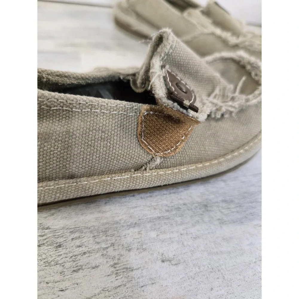The Childrens Place Boys Tan Canvas Frayed Loafers Size 9 Toddler Shoes RN59284